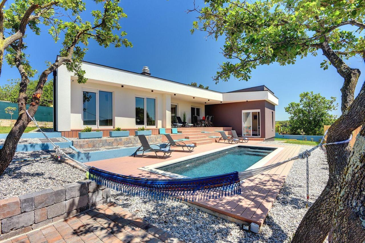 Casa vacanze Mit Privatem Pool Nur Wenige Minuten Von Den Straenden Pola